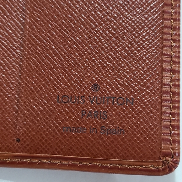 Louis Vuitton Cognac Epi Leather Slim Wallet - Picture 4 of 11